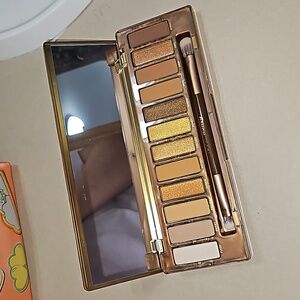 Naked Urban Decay eyeshadow pallet